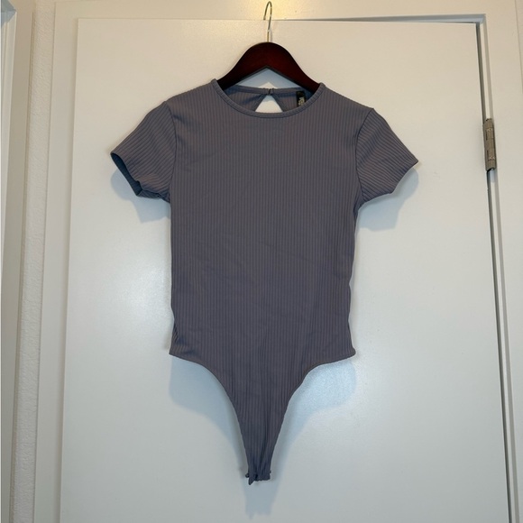 Victoria Secret Sport Gray Open Back Bodysuit - Picture 1 of 7